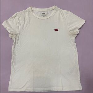 Levi's Cream Tee with Red Emblem
